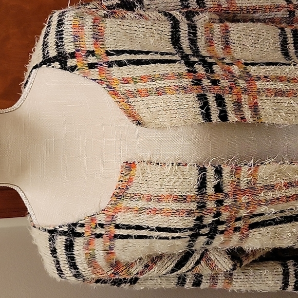 TCEC Colorful Plaid Long Eyelash Sweater Cardigan in size M - Picture 2 of 9